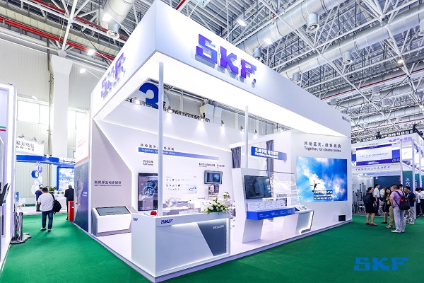 百年積累，植根中國  斯凱孚“智能清潔”解決方案助力飛機(jī)翱翔天際